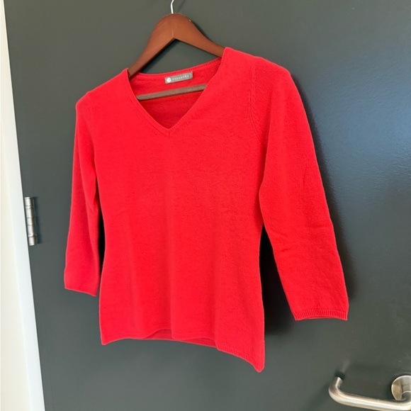 InCashmere S GUC coral V-Neck Sweater Fitted Style 3/4 sleeves - Picture 2 of 14